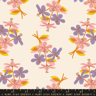 Favorite Flowers Nosegay in Natural RS-5144-11