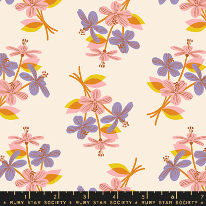 Favorite Flowers Nosegay in Natural RS-5144-11