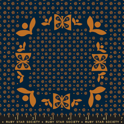 Sugar Maple Tablecloth in Navy RS-4090-16