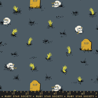 Tiny Frights Graveyard in Ghostly RS-5122-16G