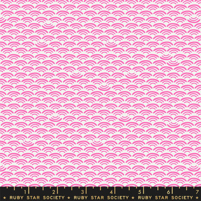 Koi Pond Smile and Wave in Lipstick RS-1042-18